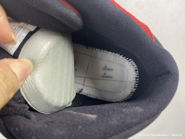 Official Maikesneakers JORDAN AIR DJ5982 13 BRED